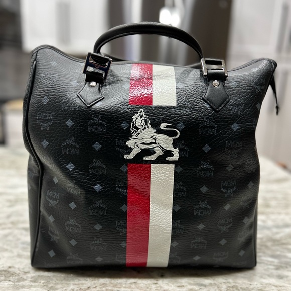 MCM Authentic Large Visetos Monogram Leather Lion Princess Tote Bag - Picture 2 of 9